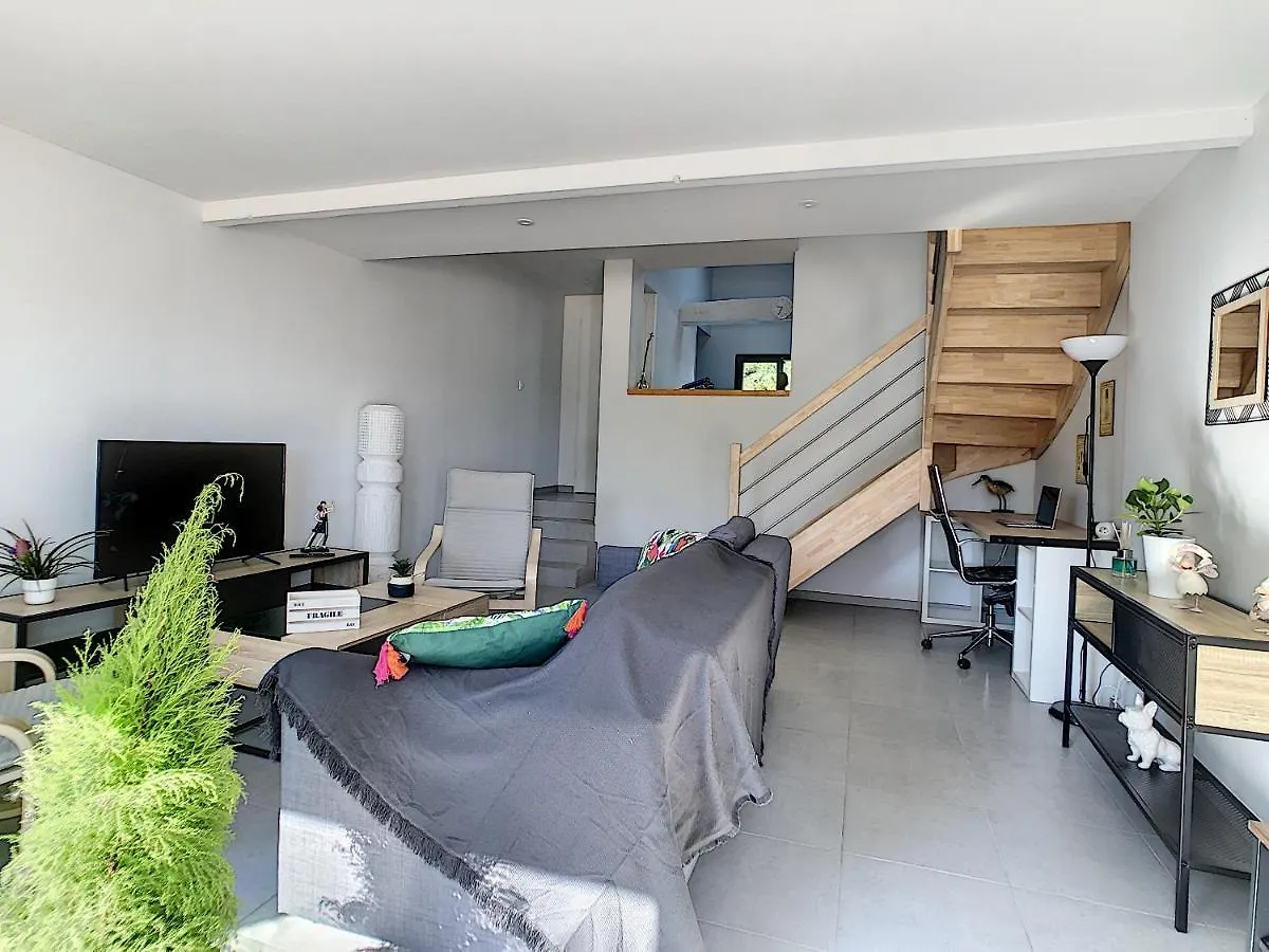 La Mane de Marie Villa Ayguesvives Сasa de vacaciones